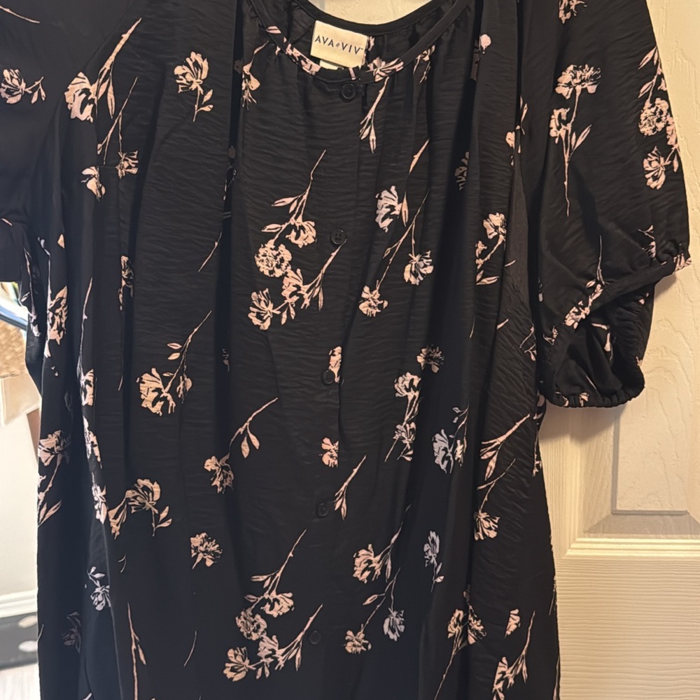 Ava & Viv Black and Pink Floral Blouse